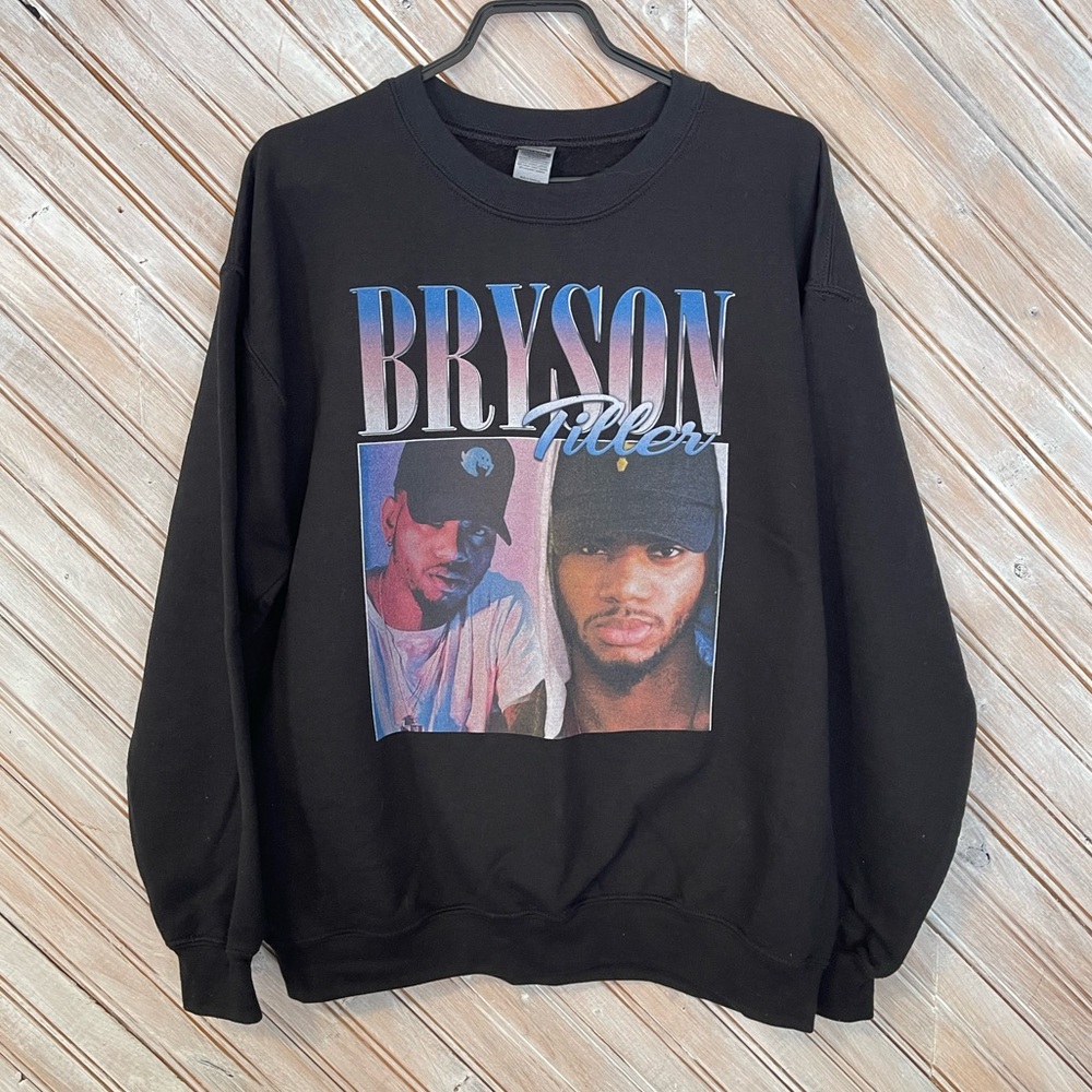 Bryson Tiller rapper oversized hoodie pullover sweater Large band shirt rap tour